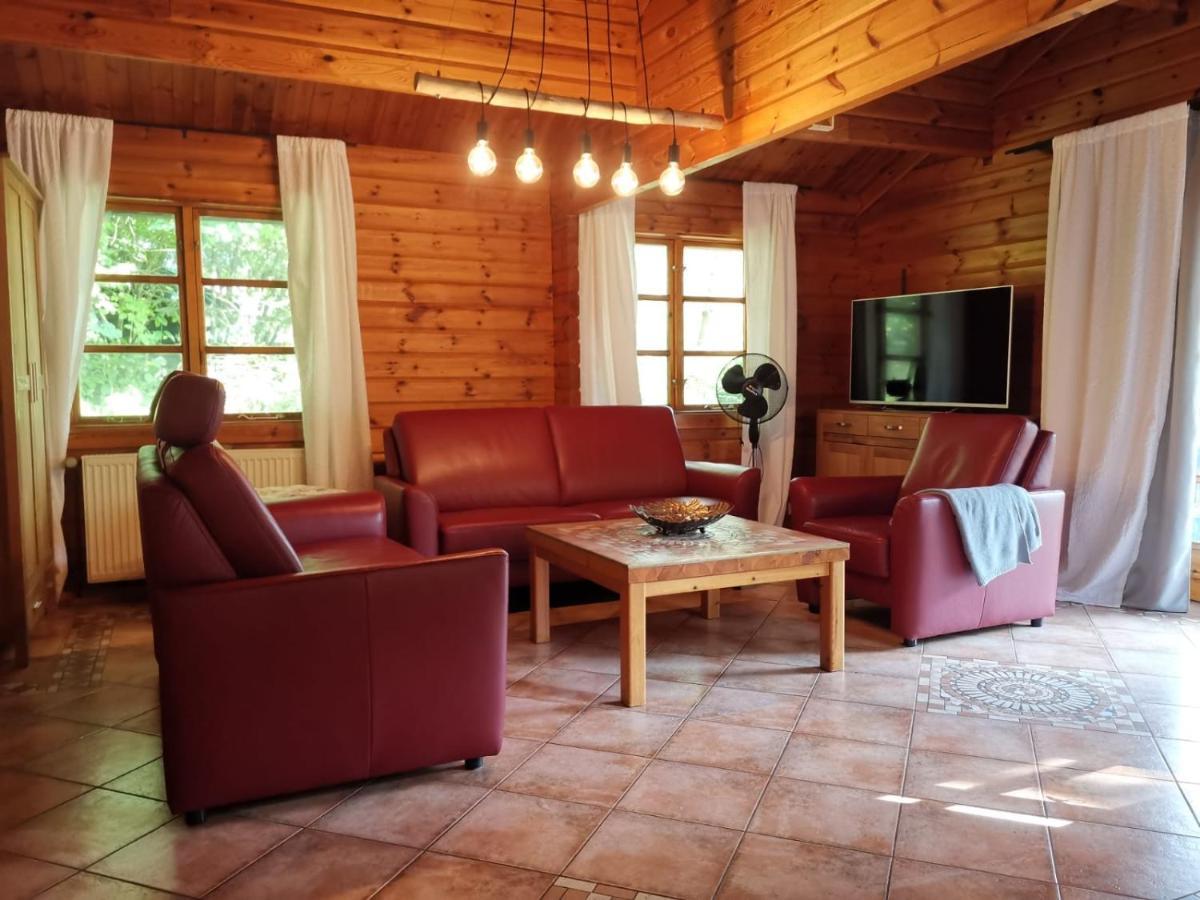 Blockhaus Am Twistesee Mit 3 Schlafzimmern Бад Аролзен Екстериор снимка