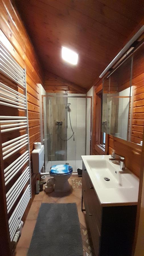 Blockhaus Am Twistesee Mit 3 Schlafzimmern Бад Аролзен Екстериор снимка
