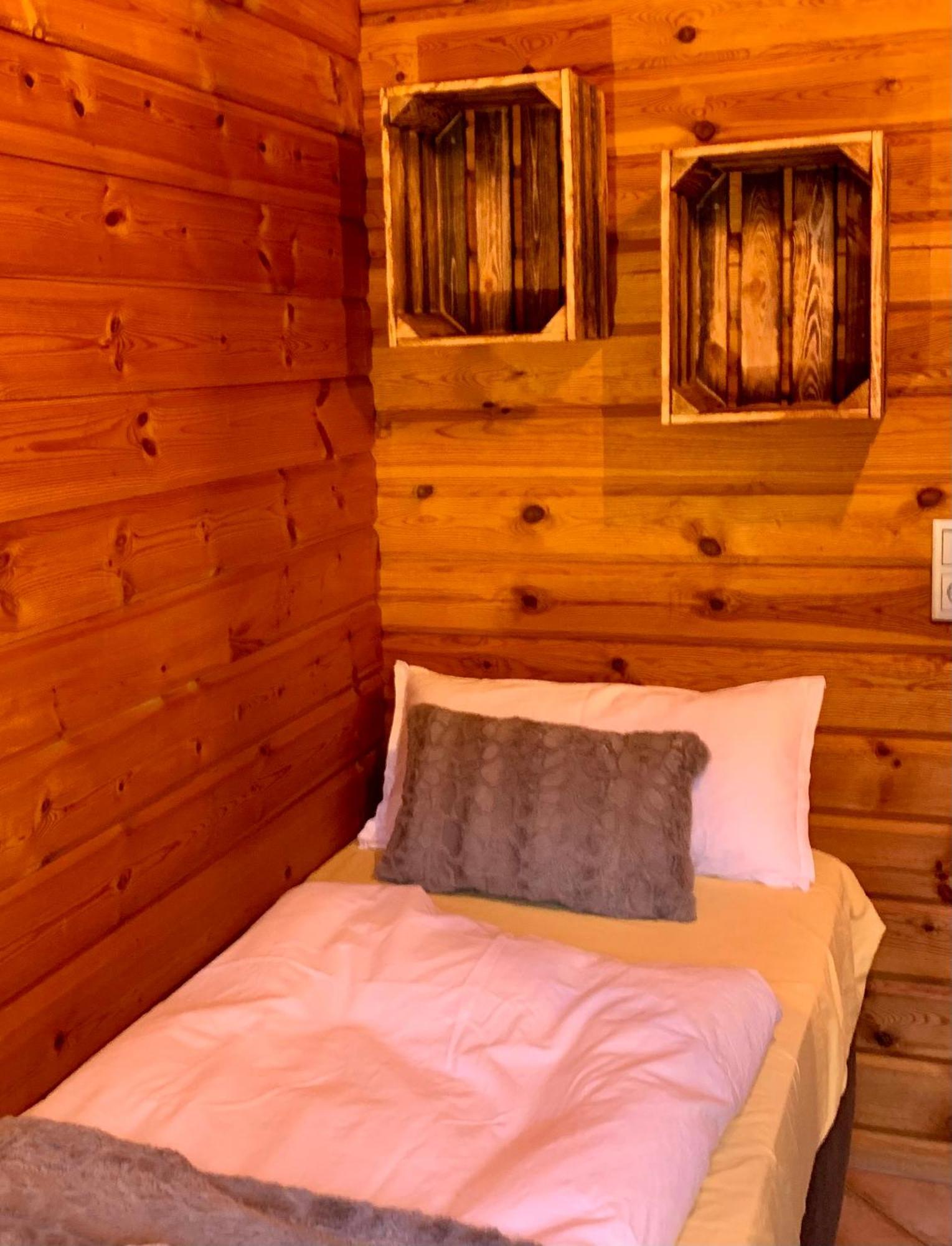 Blockhaus Am Twistesee Mit 3 Schlafzimmern Бад Аролзен Екстериор снимка